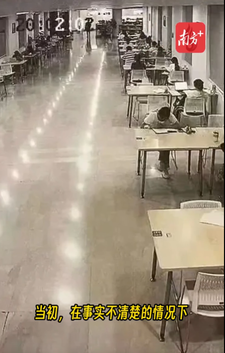 复旦大学知名教授严锋就近期备受关注的“武大图书馆性骚扰”事件发表了看法。在严锋看来，此事件中提告一方行为过激，校方处分亦显不当。-哈撒资源分享网